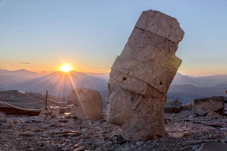 Mount Nemrut Sunrise or Sunset Private Tour from Şanlıurfa